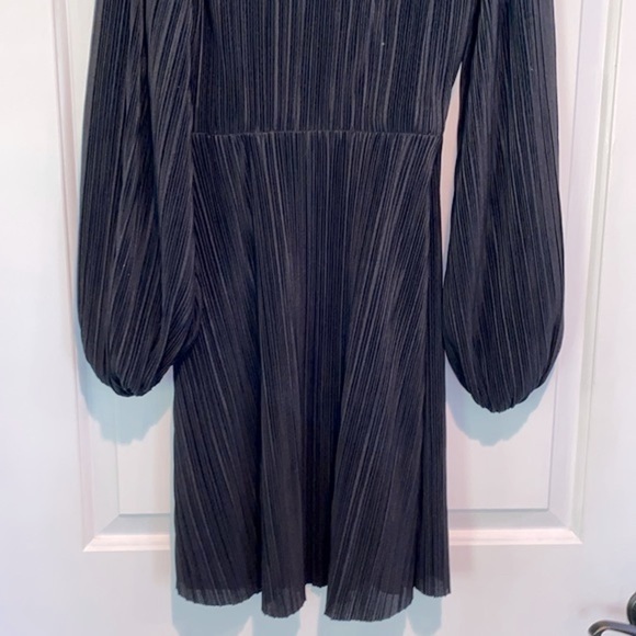 H&M black crinkle fabric faux wrap party dress size small - Picture 10 of 11